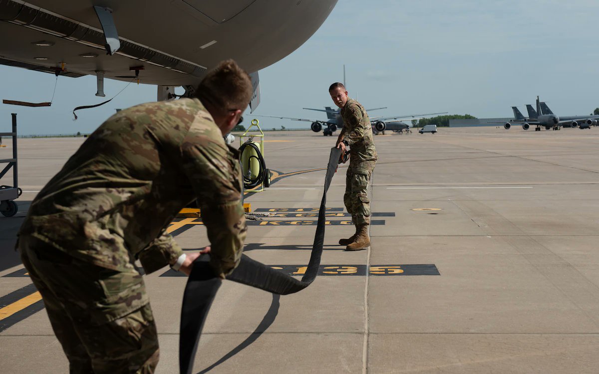 Introducing the VIPER kit: Learn how the 22nd Logistic Readiness Squadron is saving millions and enhancing mission flexibility with this game-changing adapter!  #VIPERKit #Innovation #airforcetech <a href="/AirMobilityCmd/">Air Mobility Command</a> <a href="/usairforce/">U.S. Air Force</a> 
Read more here:
mcconnell.af.mil/News/Article/3…