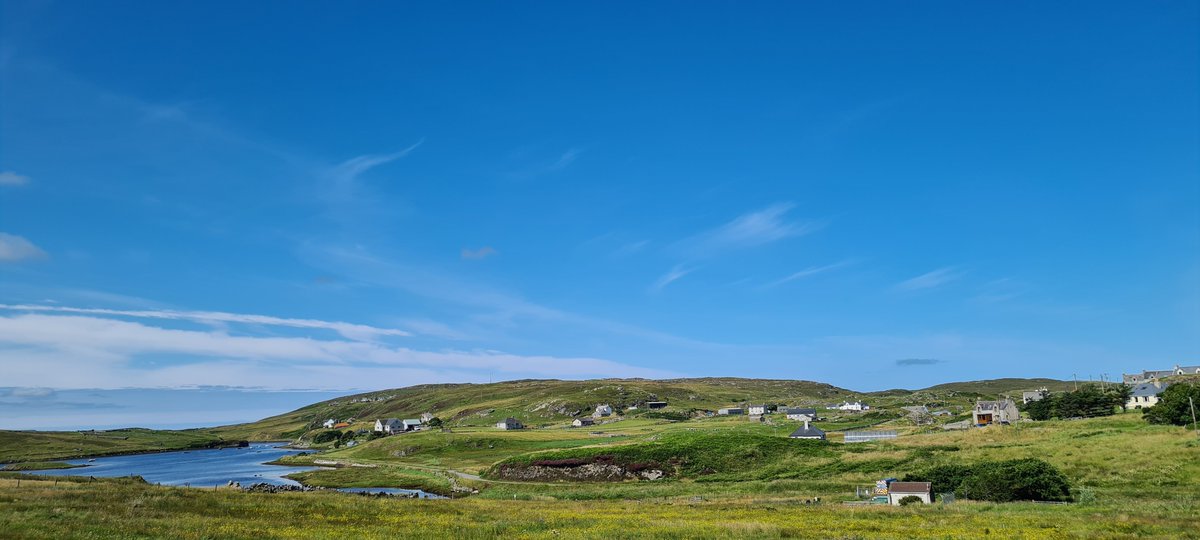 nicillemhoire's tweet photo. @mossie_the @iaindwelch A lovely day in the Isle of Lewis today.
#Carloway #Stornoway #Crossbost #IsleOfLewis #IolaireMemorial https://t.co/BS3Ecnotv6