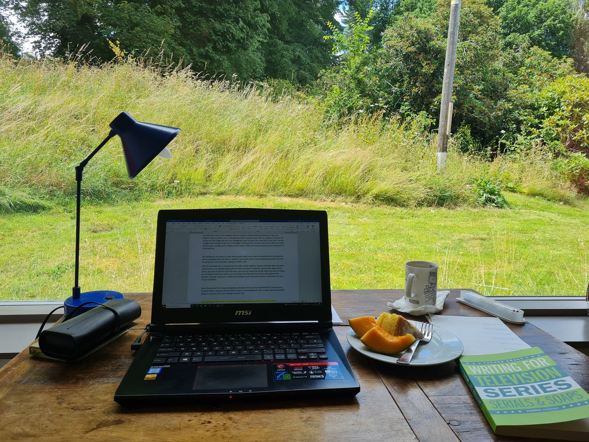 Recently finished a writing course <a href="/arvonfoundation/">Arvon</a> with @WorksWithWords &amp; Claire Bennett 
One of the best training I have had. Fantastic workshops plus so many Insider's stories. Thanks Lisa  &amp; Claire for everything