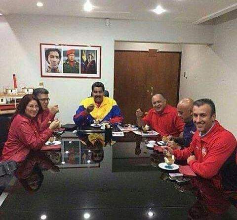 luisalfredopolo's tweet photo. No olvides nunca la cara de los que te robaron tus hijos, tu vida, tu país, tus sueños y tu familia. ¡NUNCA LOS OLVIDES! https://t.co/jClqN3Jei1