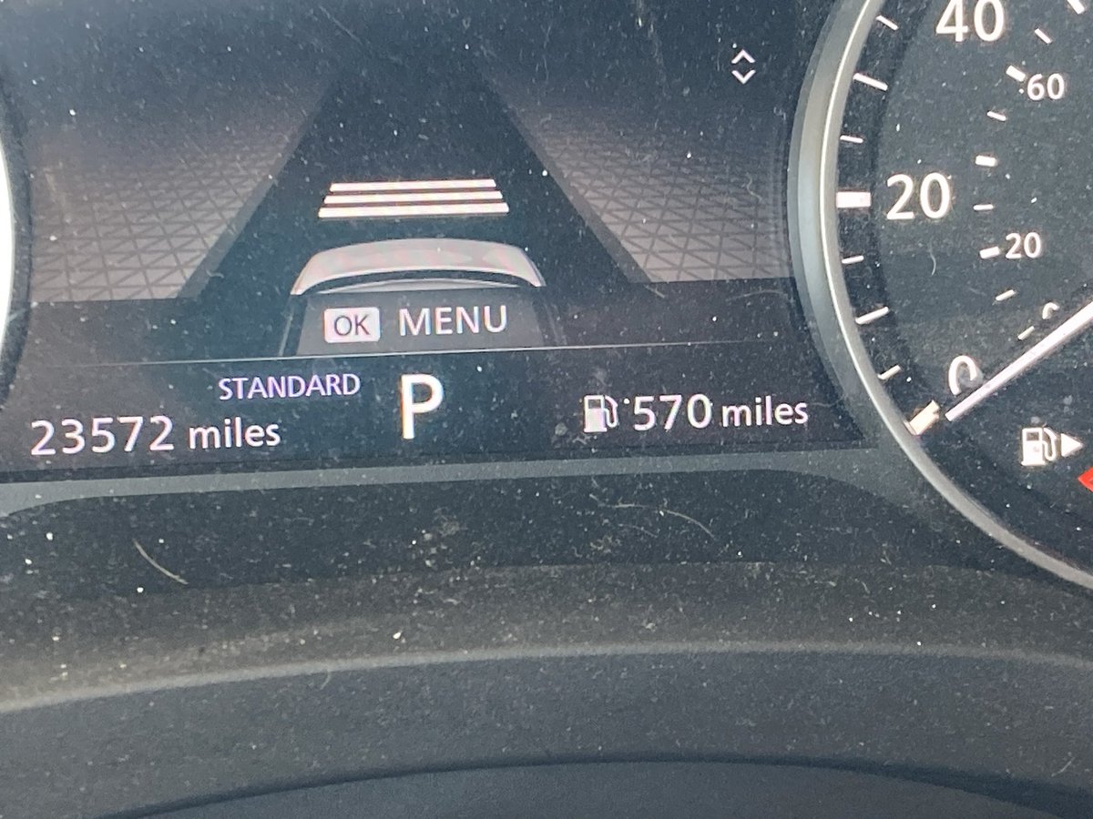 r_king_r2's tweet image. $30 for a full tank, took me 5 mins to fill up and 570m range… these fools think I’m trade this for an overpriced car that takes an hr or 2 to charge and half the range. 😂😂😂 Clown show for real. @CNBCnow @CNBCFastMoney @elonmusk