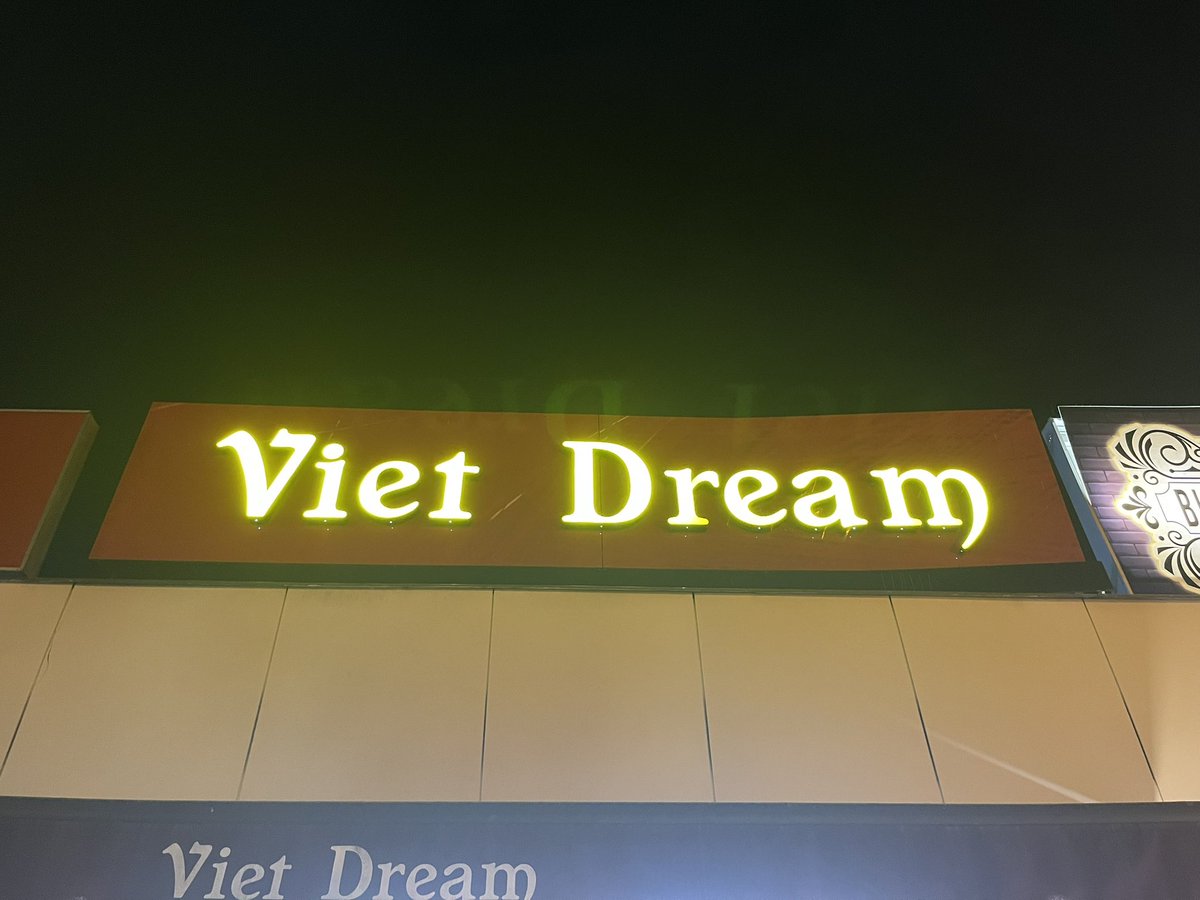 Best restaurant name ever #Berlin