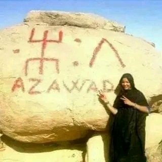 Babujibaba's tweet photo. #timouzgha uكيف لي الا #افتخر بكوني #امازيغي فا #تمزغا في كل #مكان و #زمان تحية #امازيغية من #ازواد #ملوك #الصحراء و #الملحاف الطورقيات #الامازيغي #التقليدي الاصيل و #الاصالة #الازوادية #عاش #الامازيغ #عاشت #تمزغا #العظمى vive ma #liberte vive #tinitin https://t.co/1nggYgWtGG