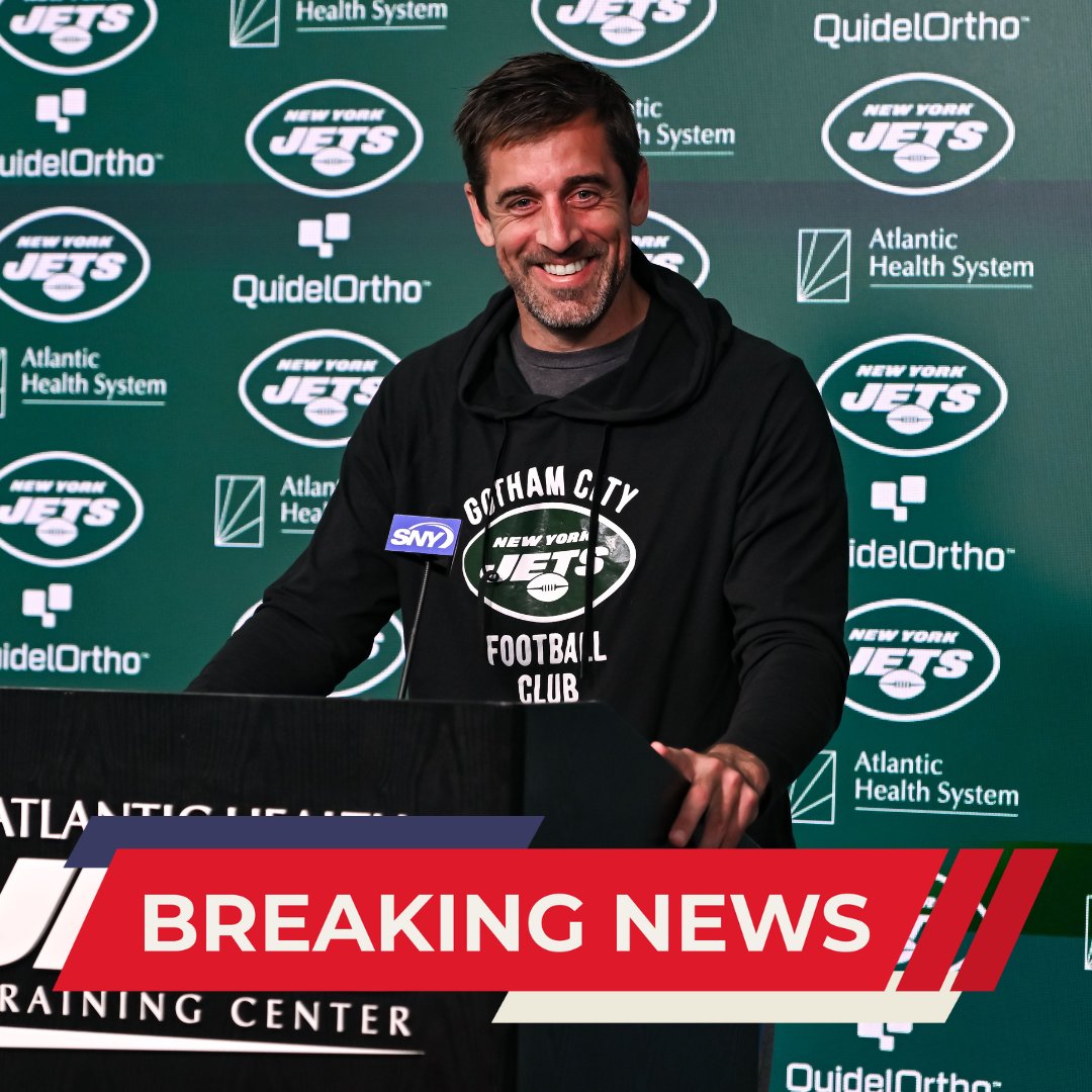 MySportsUpdate's tweet photo. #Jets QB Aaron Rodgers agreed to take a whopping $35M paycut in a new adjusted contract, per @TomPelissero. The Jets inherited a 2-year, $110M deal and Rodgers is dropping it to a 2-year, $75M contract.

Gives them a 2-year window to try to win it all -- and now with more money for the team to spend elsewhere.