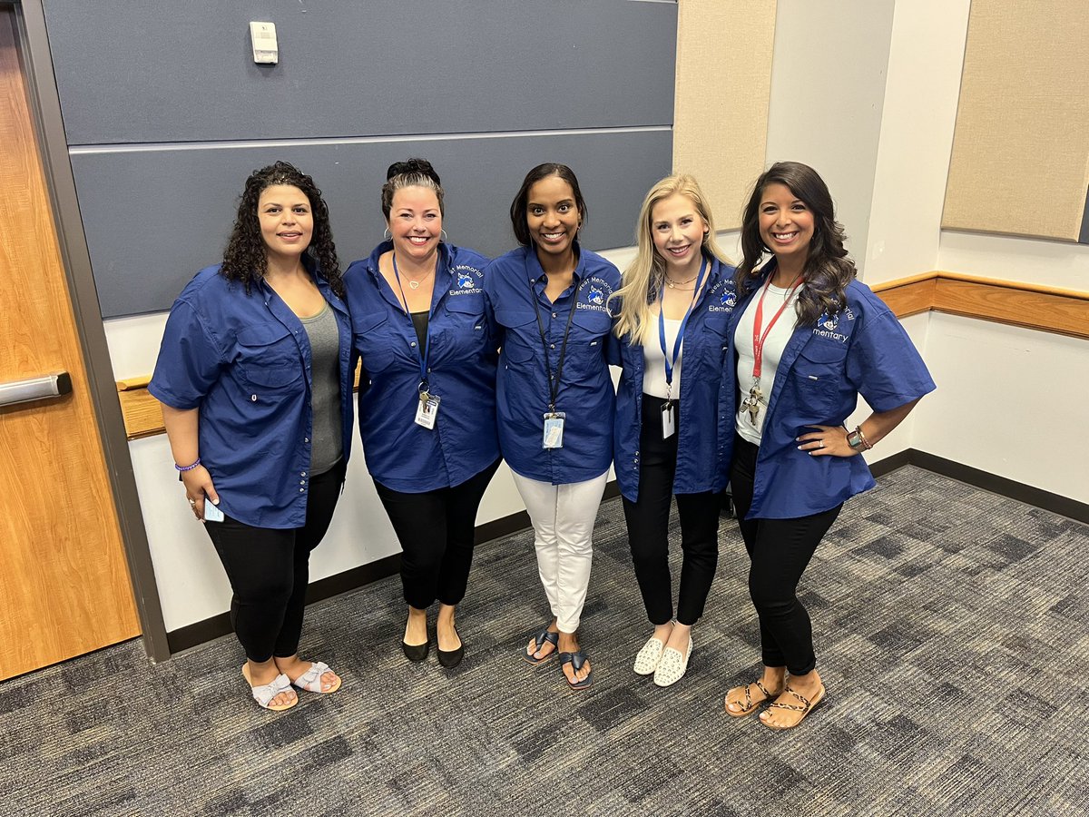 5/8 of the <a href="/WestMemorialEL/">West Memorial Elementary</a> Dream Team! Missing our campus secretary, school counselor, and instructional coordinator… ❤️ you guys! #katyisd #wmewildcats