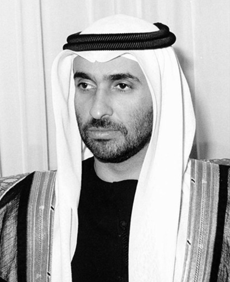 aletihadae's tweet photo. #رئيس_الدولة ينعي أخاه سمو الشيخ #سعيد_بن_زايد_آل_نهيان ممثل حاكم أبوظبي، الذي وافته المنية اليوم.. وديوان الرئاسة يعلن الحداد الرسمي وتنكيس الأعلام لمدة ثلاثة أيام اعتبارا من اليوم الخميس

#نتصدر_المشهد https://t.co/p8zla2JQIN