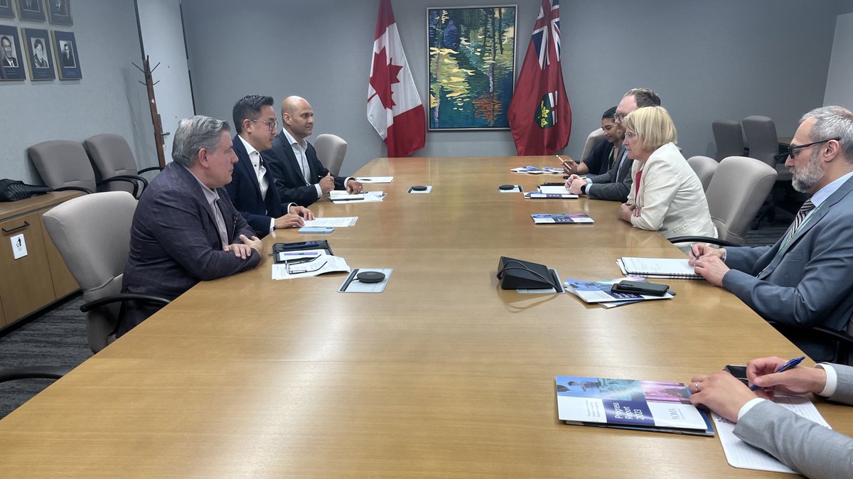 Ontario Medical Association (@ontariosdoctors) on Twitter photo Thank you Minister <a href="/SylviaJonesMPP/">Sylvia Jones</a> for meeting with <a href="/OntariosDoctors/">Ontario Medical Association</a> President Dr. Andrew Park and CEO John Bozzo today to discuss the #Prescription4ON and our 3 urgent priorities to improve health care. #ONhealth Thank you Minister <a href="/SylviaJonesMPP/">Sylvia Jones</a> for meeting with <a href="/OntariosDoctors/">Ontario Medical Association</a> President Dr. Andrew Park and CEO John Bozzo today to discuss the #Prescription4ON and our 3 urgent priorities to improve health care. #ONhealth