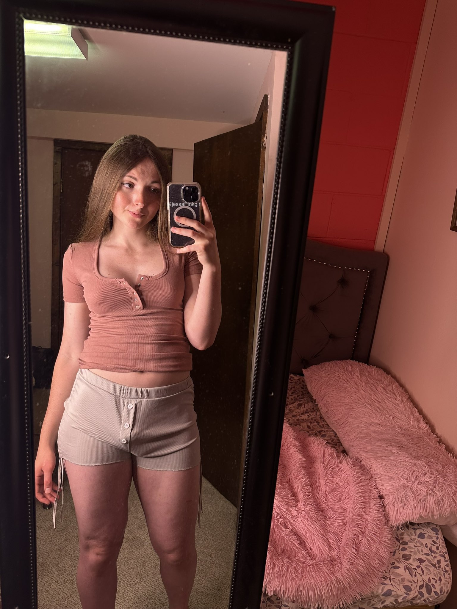 Jessa Pinkgirl 💞 on X: I got some new clothes ☺️ t.covPIAaI8mfa   X