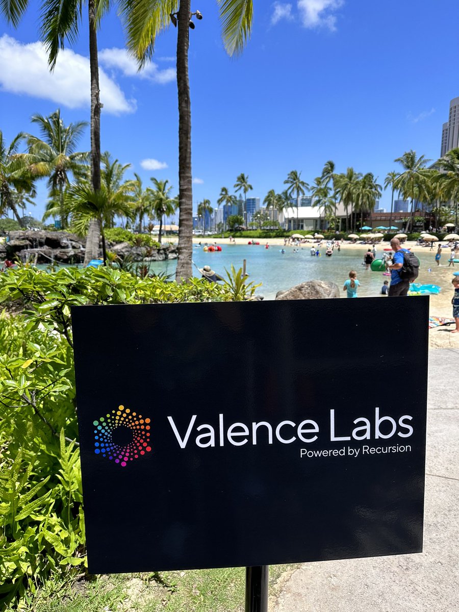 RecursionChris's tweet image. 30 min to launch of the next stage of open-science at the intersection on ML and Bio! @valence_ai @RecursionPharma. #ICML2023