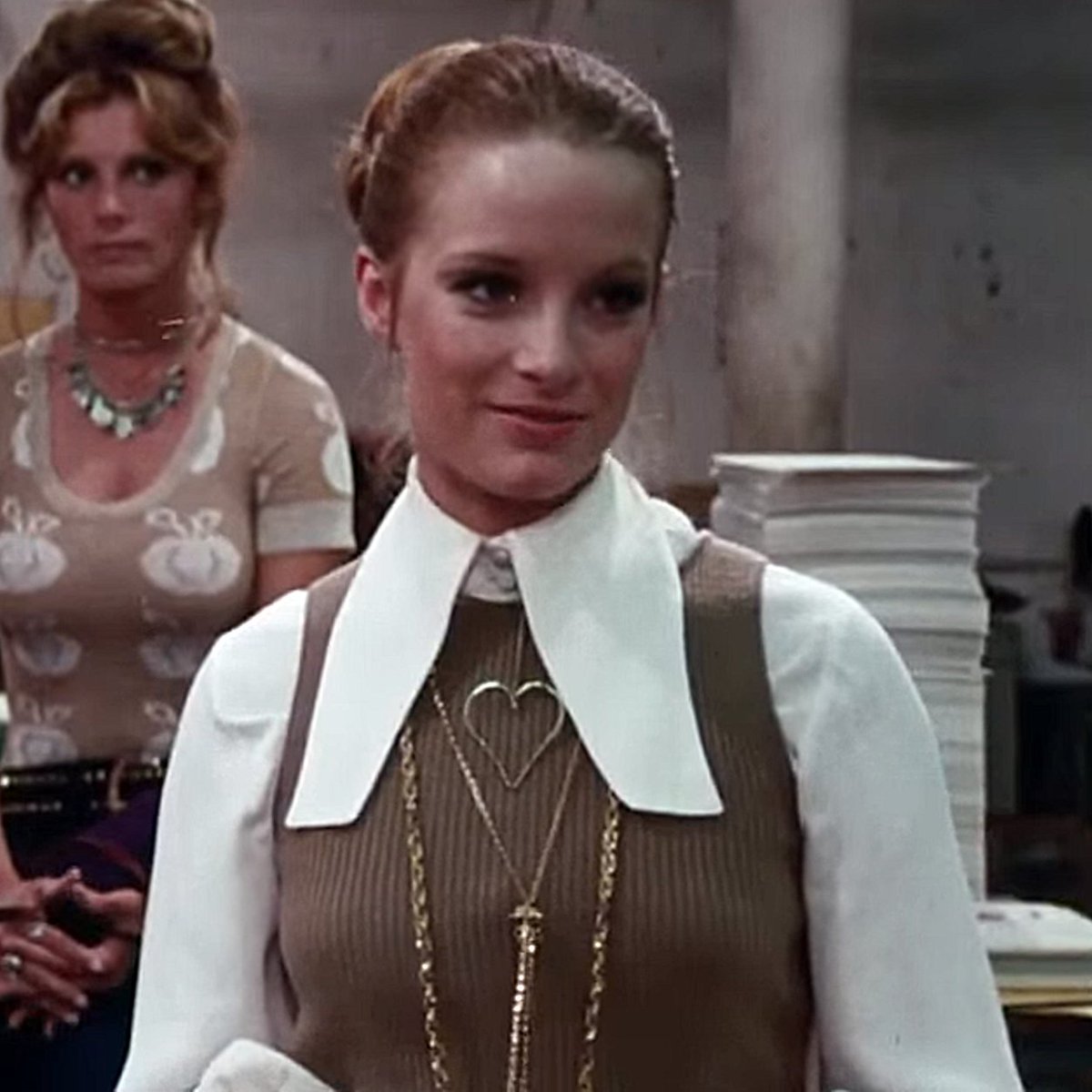 highcollars tweet picture