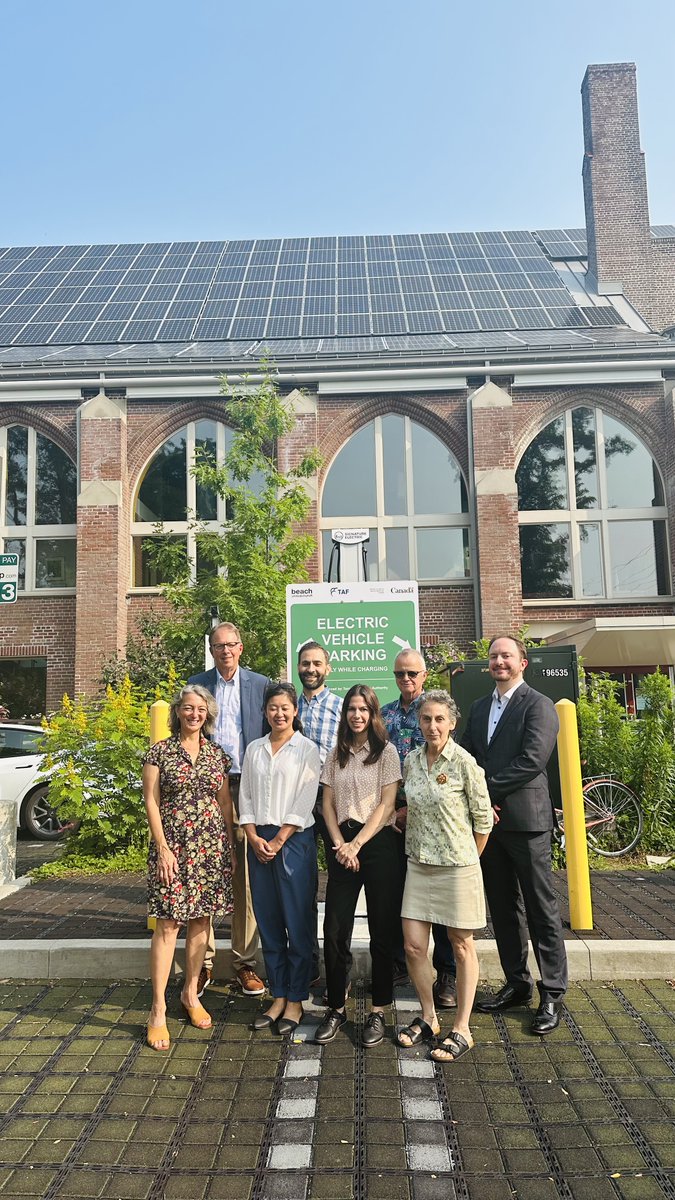 PollutionProbe's tweet photo. Exciting news! Pollution Probe's CHARGED program, supported by @NRCan's ZEVIP funding, is expanding EV charging stations across Canada! Let's drive towards a greener future together. Learn more: https://t.co/gvmFBJW1Cb
#ElectricMobility #Sustainability #ZEVIP #PollutionProbe https://t.co/uUz05Ihpk1