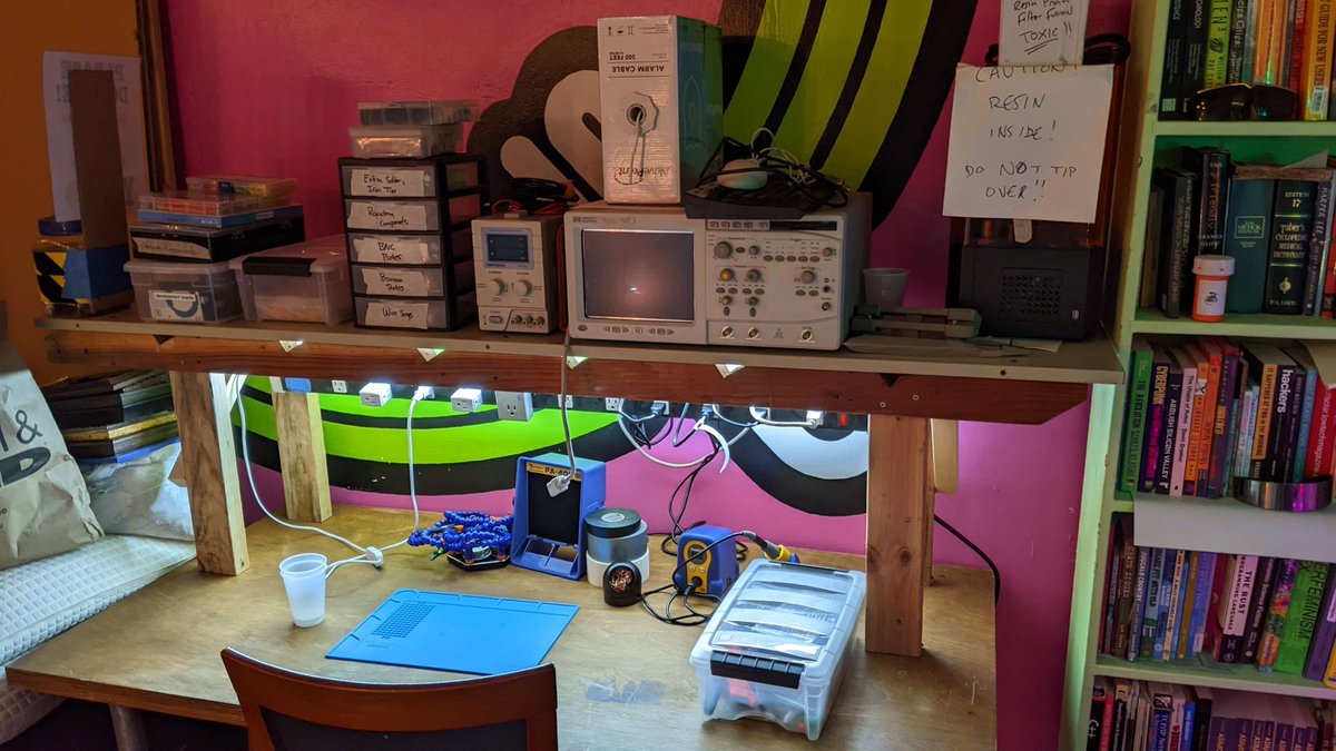 check out the new electronics workbench someone put together :)