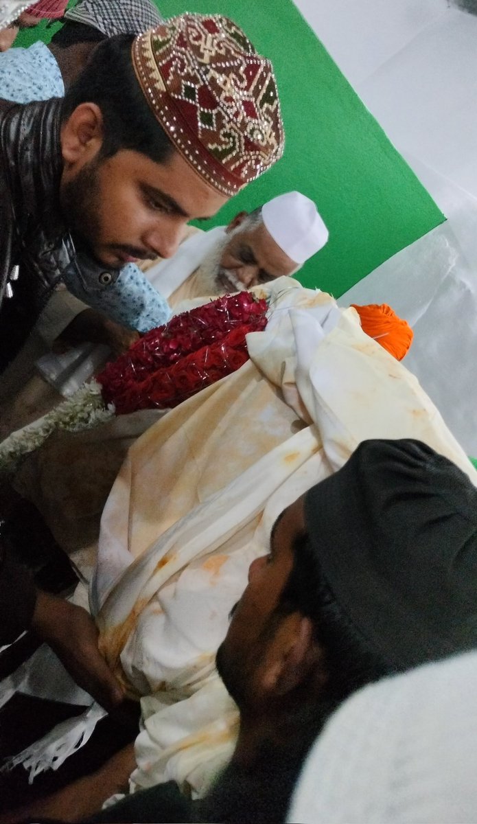 SSultanbaba's tweet photo. #HaqAli #MoulaAli
In the event of 5th Muharram Nashan of Moula e Kainaat Moula Ali Mushkil ku Sha❣️flag being hosted and being felt blessed along with K.s.s.b Gulzar Baba Hussaini Saheb also prayed for everyone, specially for the restoration of peace and brotherhood in  #manipur. https://t.co/eeO5iFvgIa