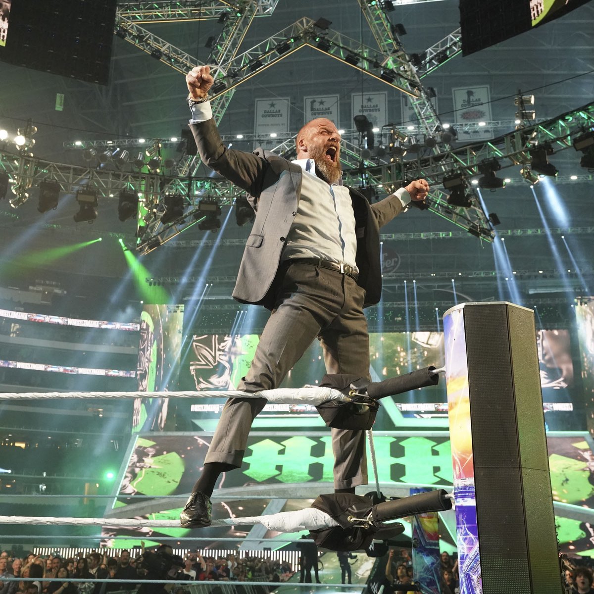 WWE tweet media
