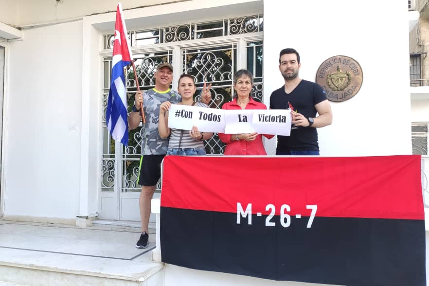 EmbajadorCubaSy's tweet photo. La Embajada de Cuba en Siria en plena  jornada de conmemoración por el 70 Aniversario de los asaltos a los cuarteles Moncada y Carlos Manuel de Céspedes.#SiempreEn26. https://t.co/hrckt6oFxl