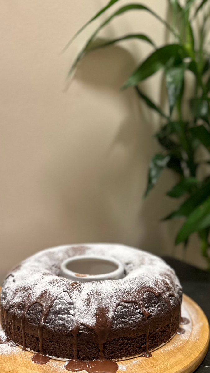 dno_93's tweet photo. Tuesday Mood
 chocolate cake🤍!. https://t.co/i2KMB2ubTR