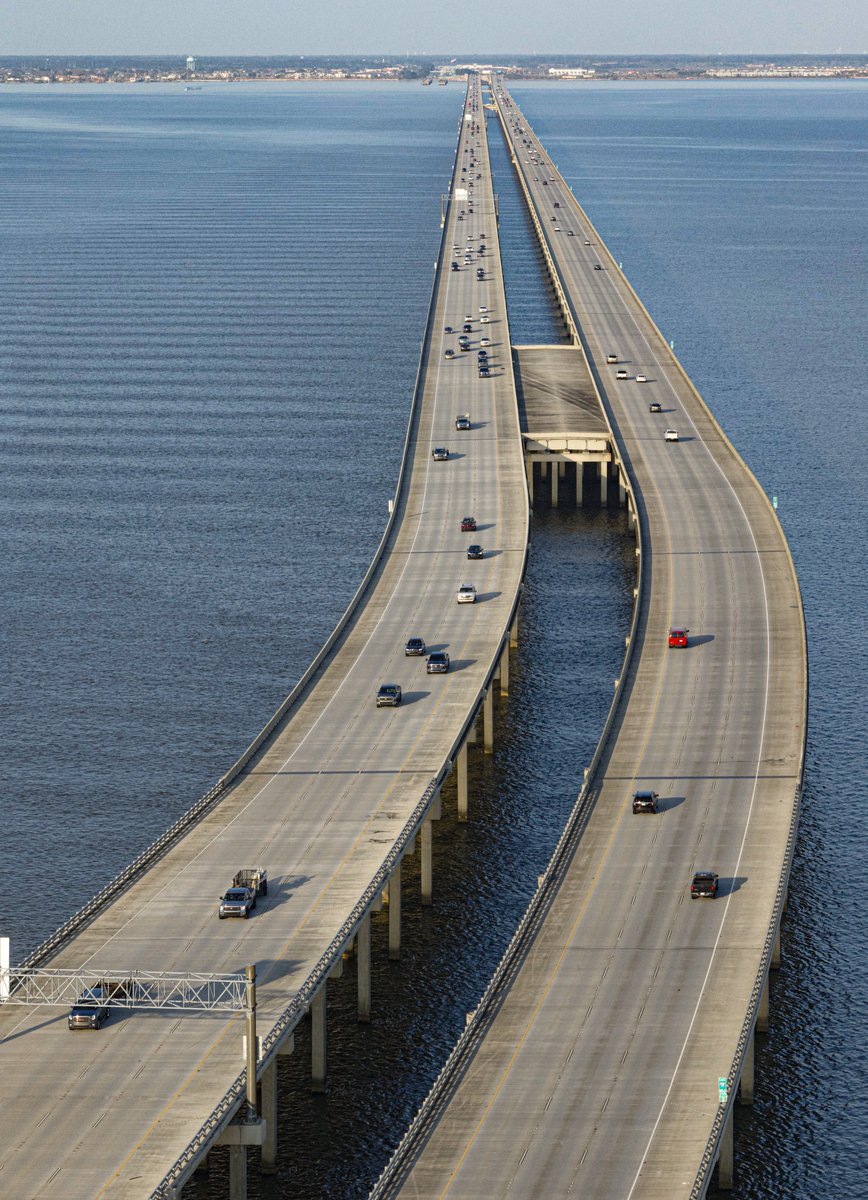 I-10 Twin Span Bridge, New Orleans