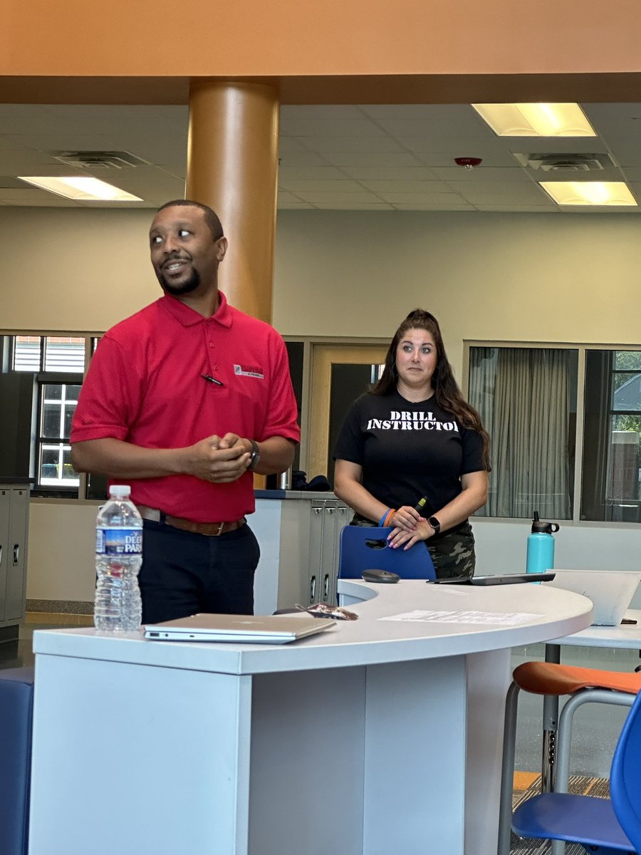 KelGreening's tweet image. Can’t forget to thank @SPS_CTE for dropping his love and wisdom on administrators today. #goldengoose