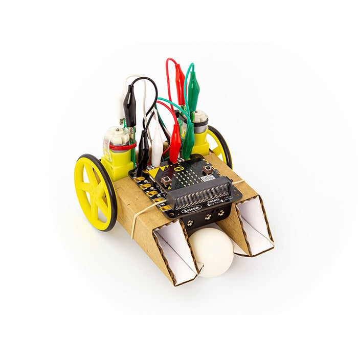 Ka81's tweet image. Final one looked way cooler. 🤣 My hand drawn designs was changed by epic designers to beautiful and a low cost robot you could resuse, take apart in one lesson, build quickly and concentrate on coding was made. ⬇️
Btw #LessonInABox @Kitronik now has several for physical…