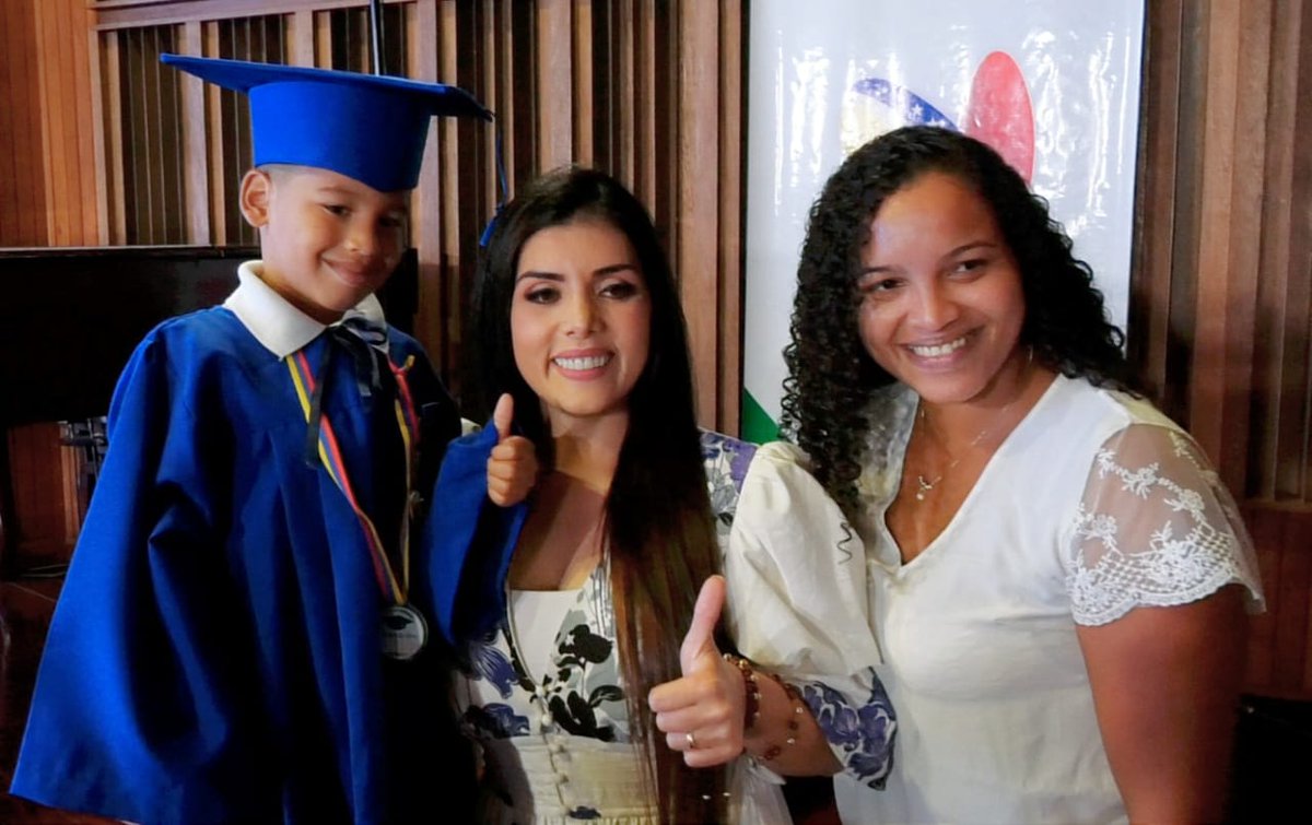 CorpoelecInfo's tweet image. bajo la coordinación de #Asoelec, presidida por la Dra. Stephani Sartori.

#PlanDescontaminaciónDelLago