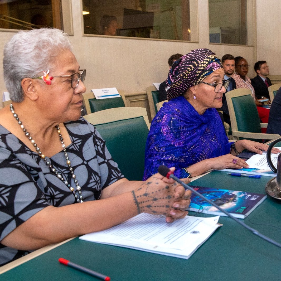 AminaJMohammed's tweet image. It&apos;s our collective responsibility to put the ocean first. 

Let&apos;s #BeatPlasticPollution and push for action to meet the needs of Small Island Developing States. 

#UNFSS2023