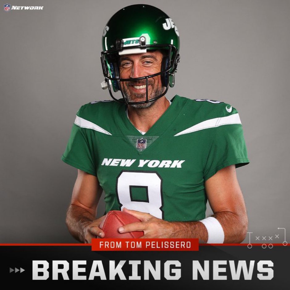 richeisen's tweet photo. This is the look of a 4-time MVP who gave up 35 million United States dollars to be a New York Jet because it makes him happy and he felt it gave him his best chance to win one more ring. Or two. 

Pinch me. https://t.co/5WC1tlLN4j