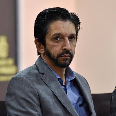 DanielMaiaMello's tweet image. “Prefeitura tira cobertores dos que dormem na rua, diz Julio Lancellotti”

Isso é assinar a sentença de morte pra quem está em situação de rua. 

Ricardo Nunes é o pior prefeito da história de São Paulo.