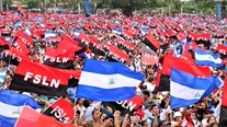 FranciscaC2021's tweet photo. Conmemorando el✌️♥️🖤 #4419VivaLaRevoluciòn   con un pueblo que lucha por mantener su soberanía-#LeonRevolucion  #UVDenisSilva https://t.co/Fqv2KIL0mC