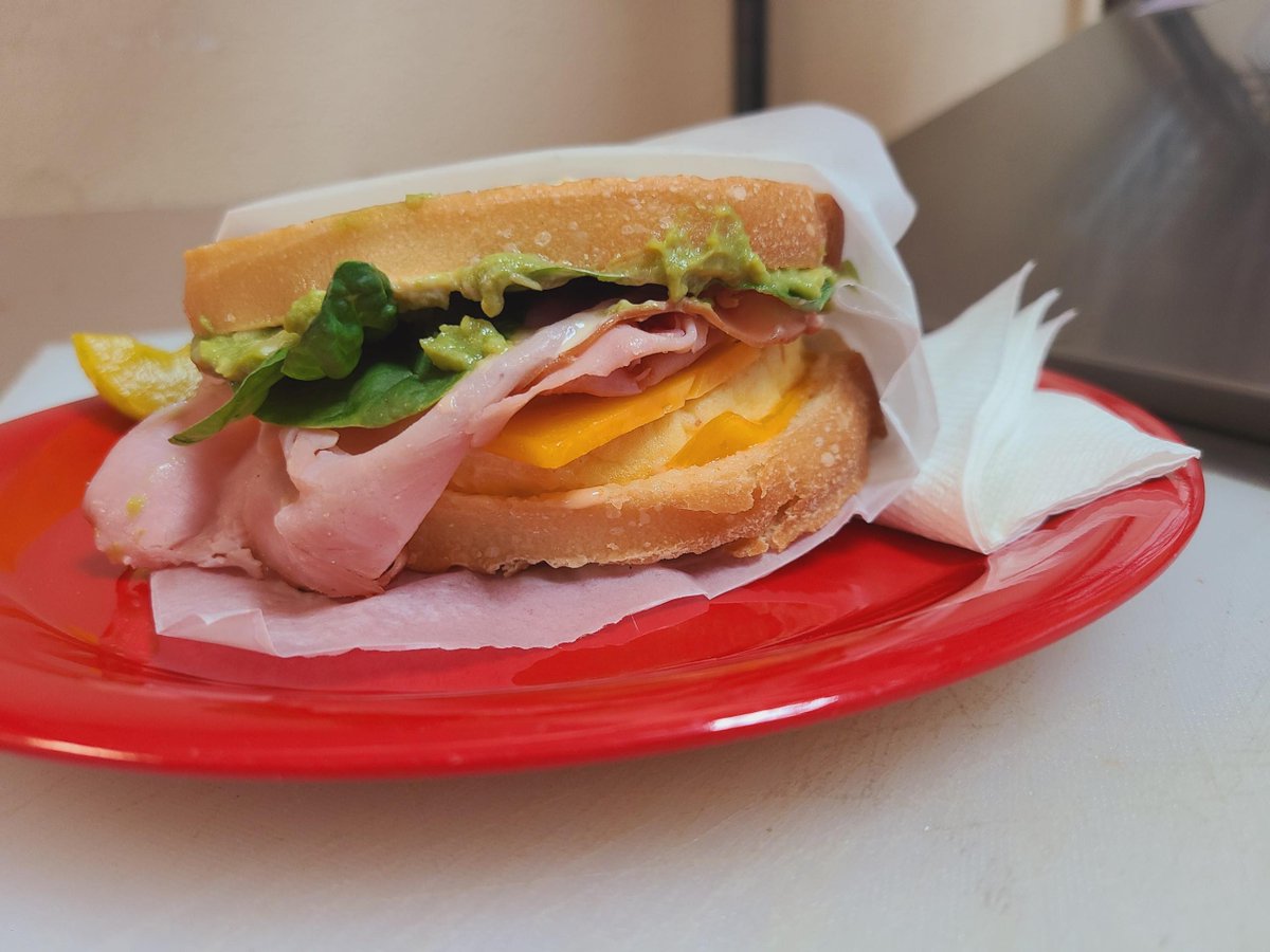 CafeCaterpillar's tweet photo. Look at that tasty lunch! This and more can be yours if you stop by the Caterpillar Cafe! We've got yummy treats to make anyone happy! https://t.co/RjClvwoLxa #followtheAUwhiterabbit #shoplocal #yummy #lunchtime https://t.co/7oiMGSzqQd