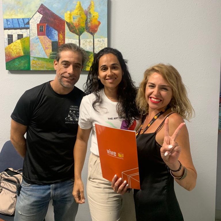 Qué alegría nos producen estos momentos! 
¡Felicitaciones a los nuevos propietarios!
#notaria #pisovendido #vivienda #grupovive #inmobiliariavive