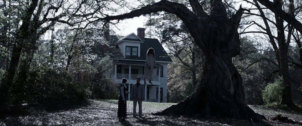 DiscussingFilm's tweet photo. 10 years ago today, ‘THE CONJURING’ released in theaters. https://t.co/x2jUaa9zFz