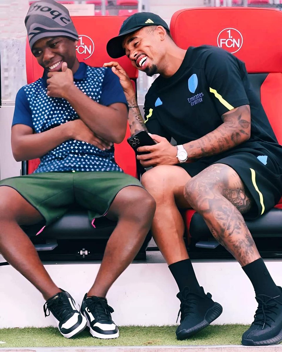 KbRemix's tweet photo. Having time with @gabrieljesus9 + KB crazy 🤪😁 https://t.co/1QtrTYDbyS
