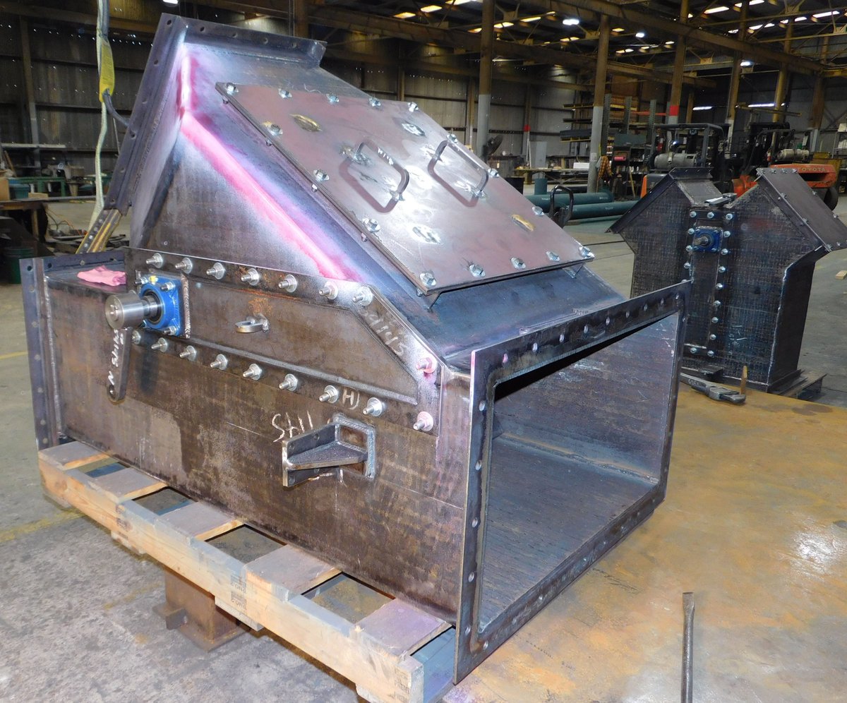 WellerCLAD's tweet photo. WellerCLAD® Flop Gate to Bin Assembly - Weller’s workmanship and precision on target

#chemical #chemicalengineering #weller #steel #steelfabrication #metal #metalfabrication #welding #louisiana #shreveport #madeinusa #weartechnology #massflow #bulkmaterialhandling #manufacturing https://t.co/1CBxE8oJs2