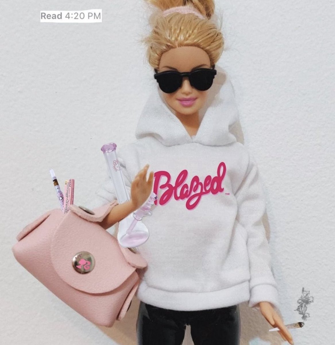 This Barbie is stoned 😮‍💨😮‍💨 <a href="/Blazy_Susan/">Blazy Susan</a>