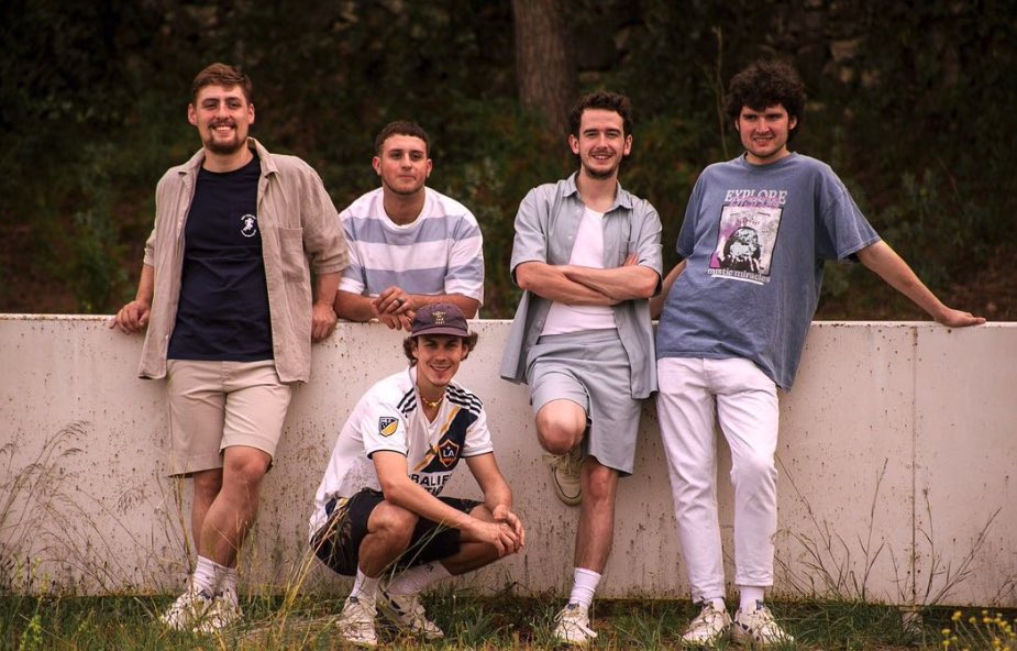 🎶No ho puc evitar, ja no sé com fer-ho
M'ha arribat a les mans, un coti ben salsero...🎶

🔊Escolta en directe Coti x Coti i tots els temes de <a href="/thetyets/">The Tyets ☕️ CAFÈ PELS MÉS CAFETEROS</a> al concert de Festa Major de Santa Cristina.

📌23/07 (23h)
📌pl. Germinal Ros, davant del #teatredelloret

#LloretCultura