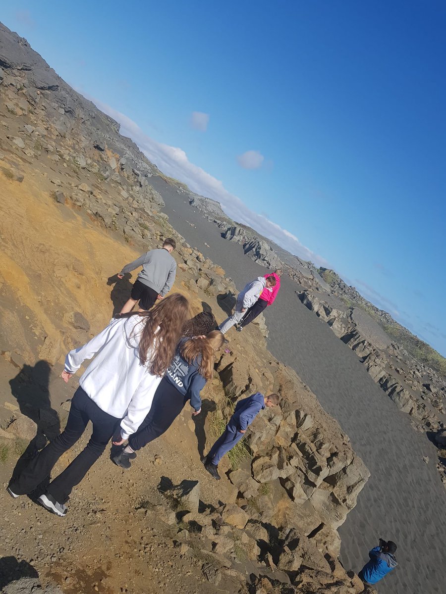 PATCarletonHigh's tweet photo. They’ve not hung about! Our geographers have started their adventures at the bridge between the continents - Eurasian and North American.
#CHSIcelandTrip2023 #BridgingContinents 
#TravelAdventures https://t.co/f1Ho0SBlX2