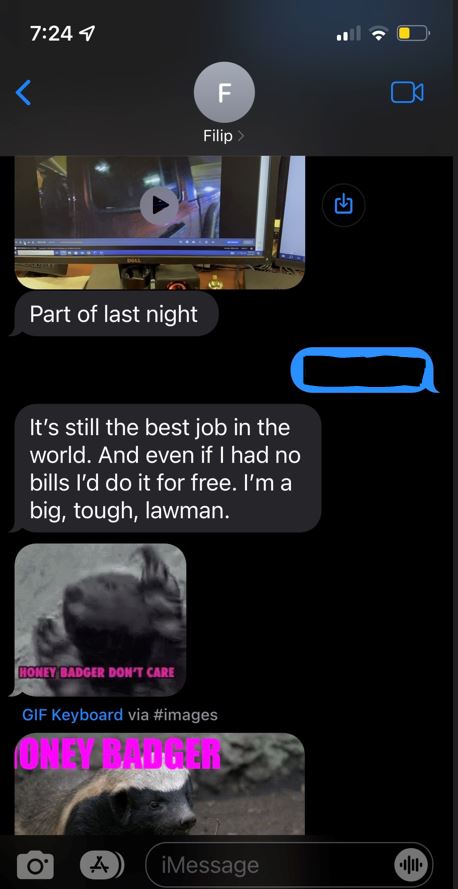 A <a href="/GilpinSheriff/">Gilpin Sheriff</a> deputy slammed a man into his car during an arrest &amp; said "the only reason you didn’t get f**king beat tonight is because I f**king know you."

Hours later, he bragged about the violence in texts &amp; said he would do the job "for free." 

9news.com/article/news/i…