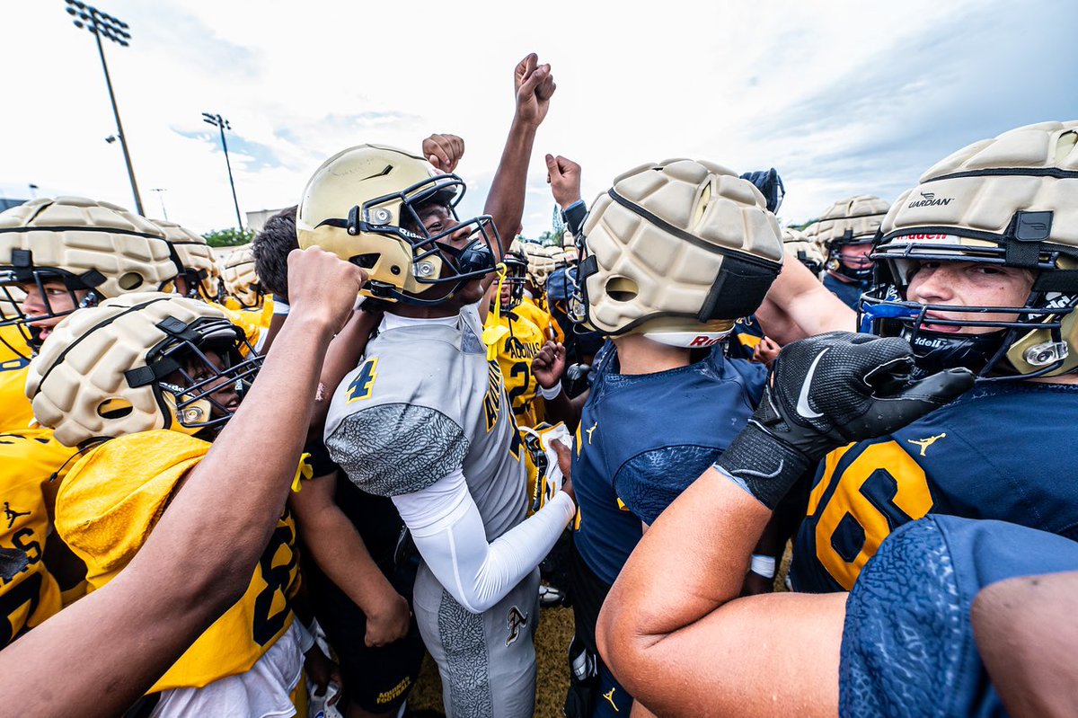 Support St. Thomas Aquinas HS Football by visiting my campaign page! ets.rocks/3Y0wUTQ