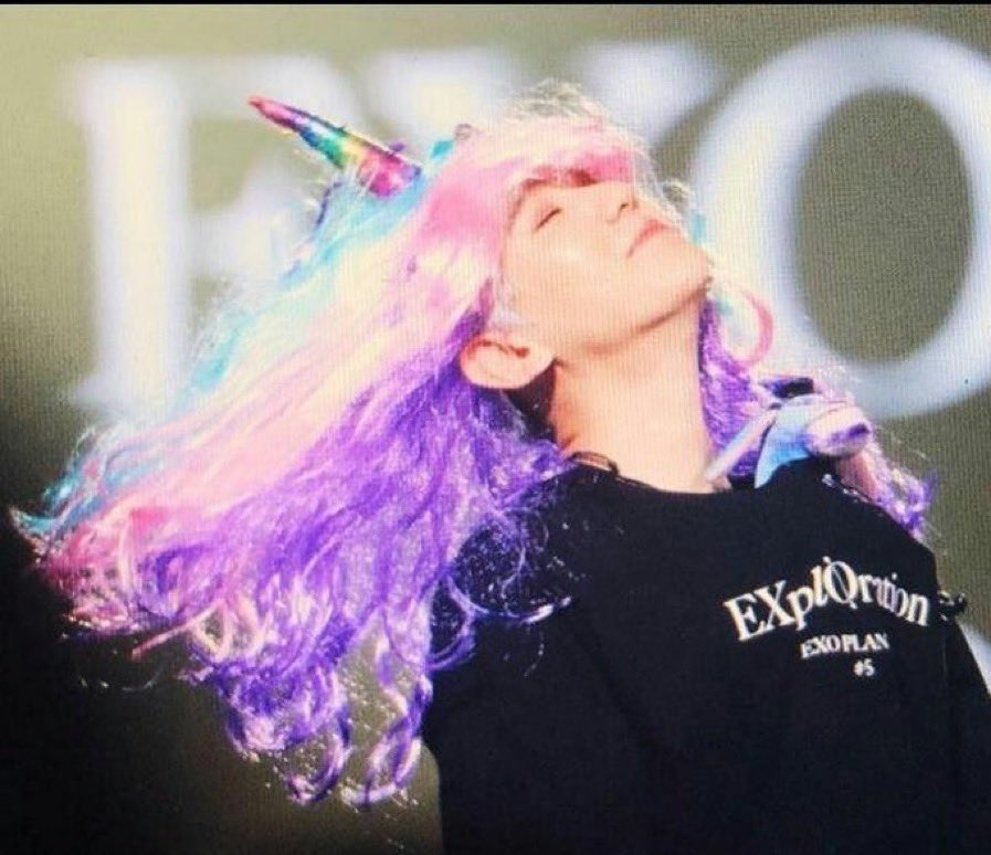 Real_Angel04's tweet photo. بالاخره یه بار ییشینگ لایو گذاشت و من تو اینستا بودم
 #엑소 #EXO
@weareoneEXO @B_hundred_Hyun @layzhang https://t.co/wDBXQ1TCft