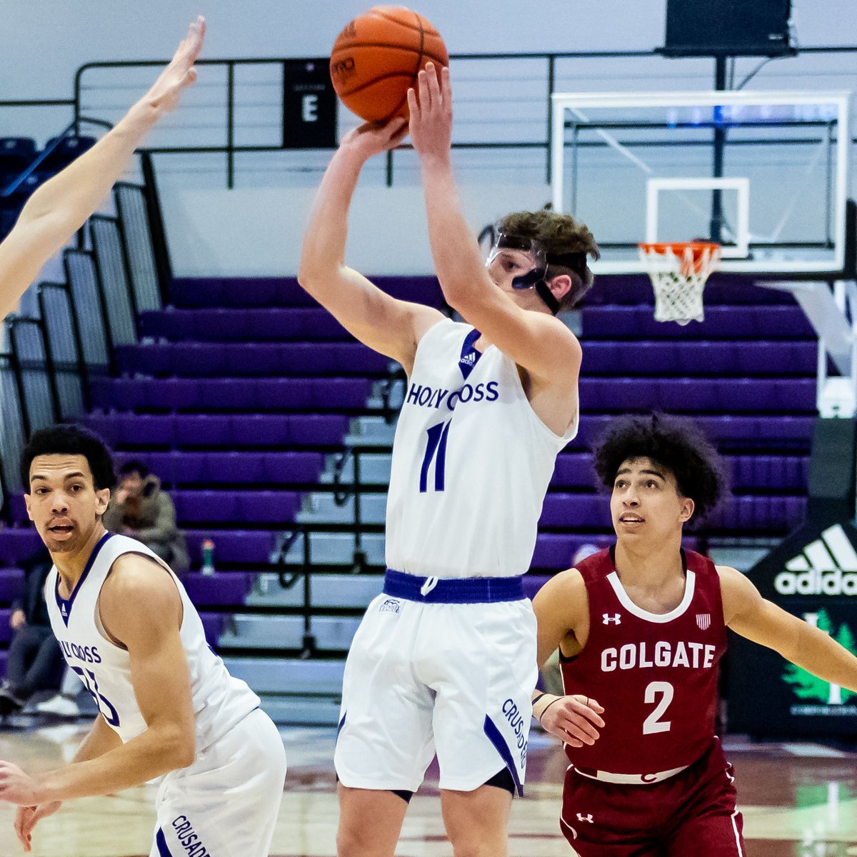 Holy Cross Men's Basketball tweet media