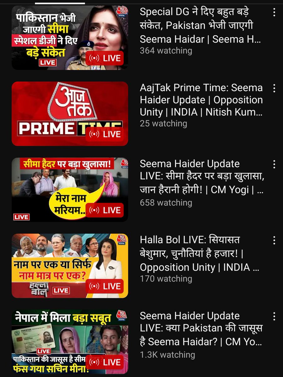 zoo_bear's tweet photo. Yes India Today has reported on Manipur incident. But here's what they are more interested in. This is YouTube live section on Aaj Tak. https://t.co/dG5hE9UVT1