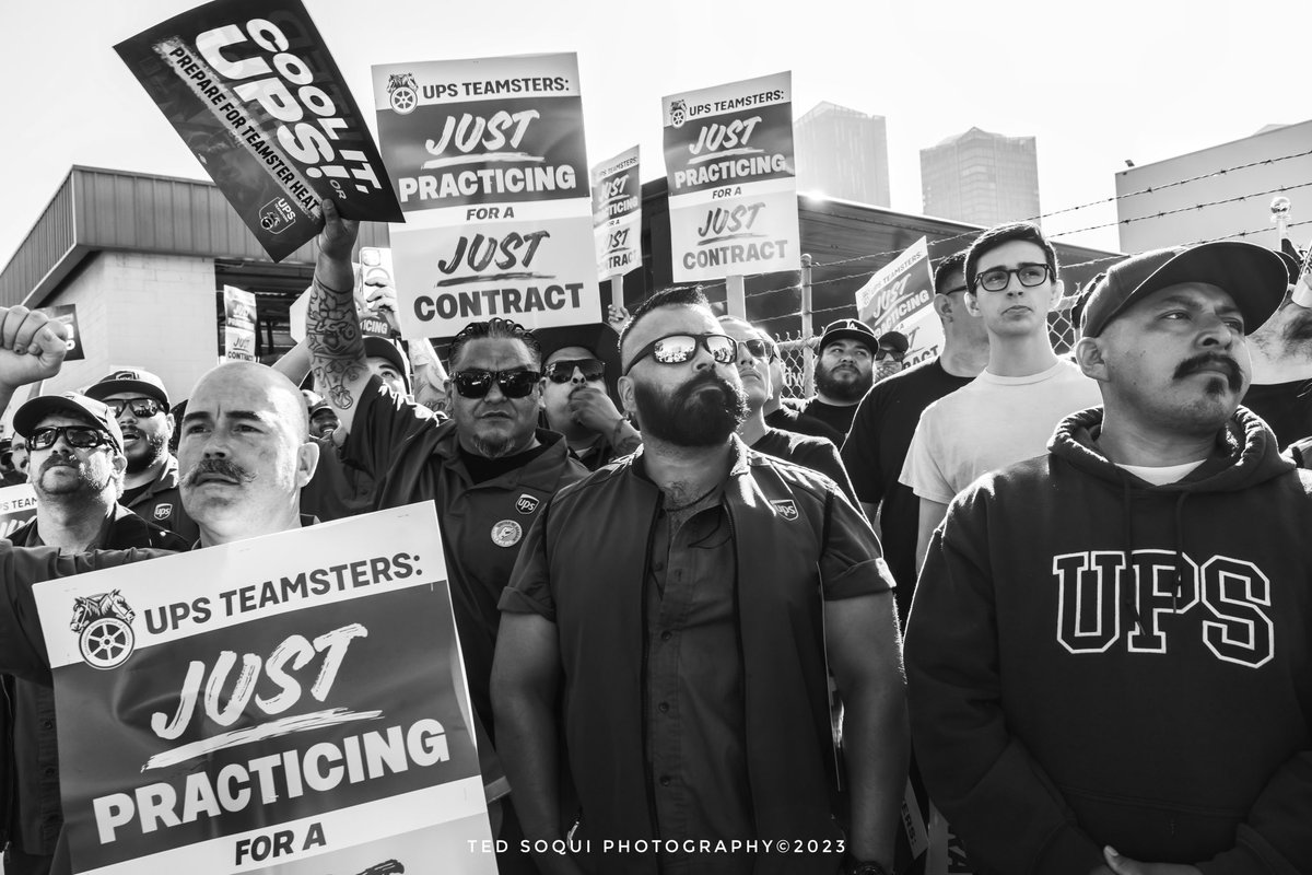 UPS drivers from Teamsters Local 396 hold a solidarity rally outside the LA UPS hub on Olympic Blvd. They are asking for a new fair contract and safer working conditions for all UPS drivers. WGA and SAG members joined the rally in support. #union #Teamsters #teamsterslocal396 #LA