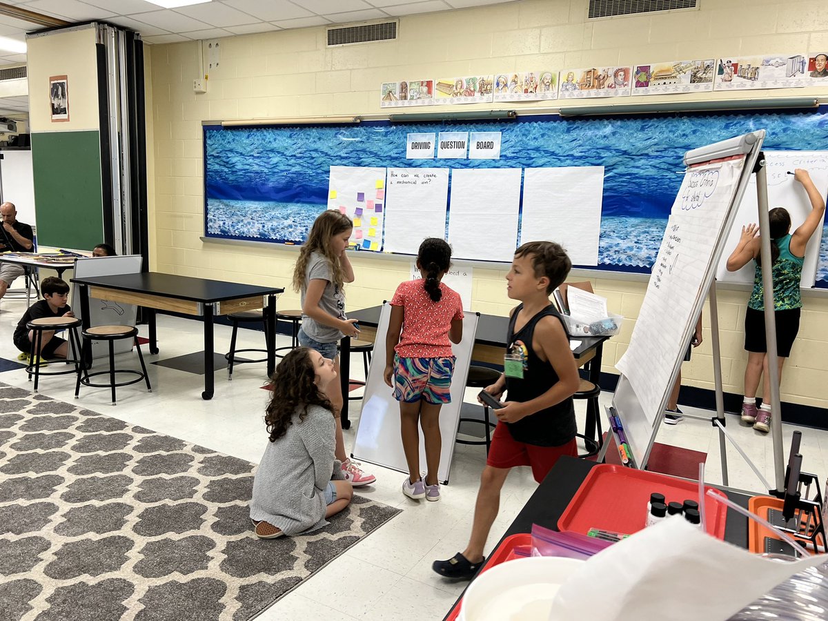 MrsClarkSTEMCPM's tweet image. Day 2 and 3 required some reflection  and adjustments, and that’s exactly what we did! 
#highqualityinstruction
#studentagency