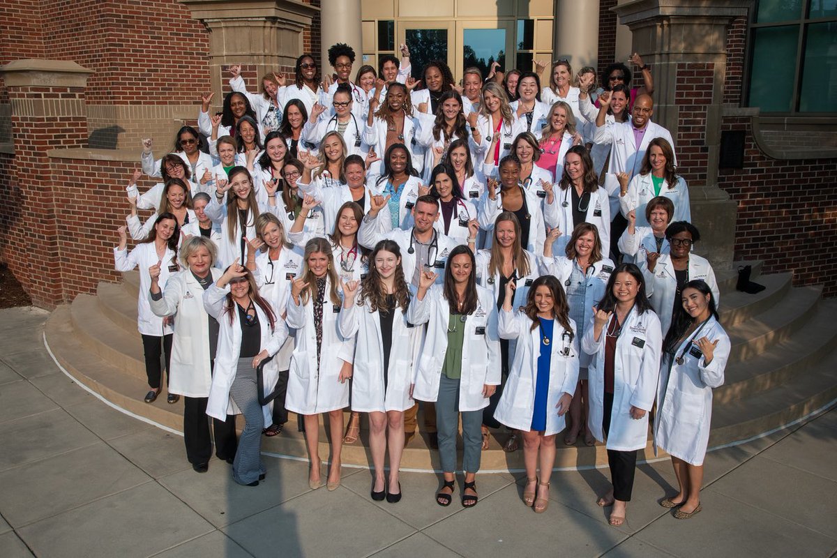 mrreddmann's tweet photo. Proud to be a Gamecock nurse.
Future NPs representing at the @UofSCNursing White Coat ceremony.
🐔🤙🏽
#gamecocknurse #whitecoatceremony #futurenps https://t.co/wKU4H9P583