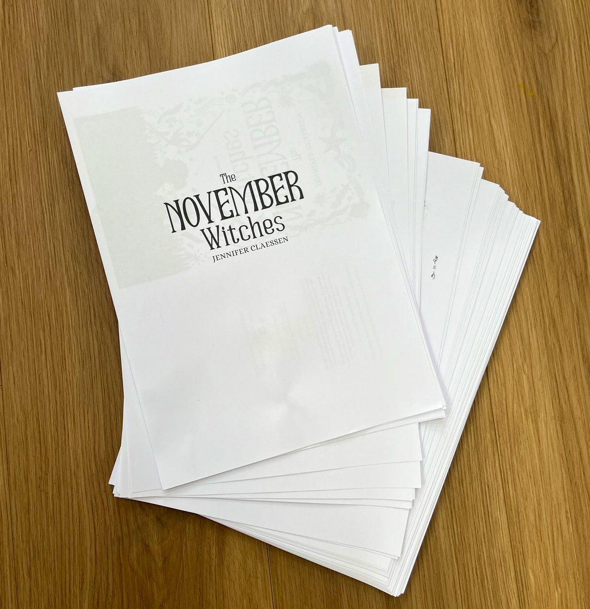 Jclaessen_'s tweet image. Oh. My. Stars. Final read here we gooooooo! (Can I show this @publishinguclan? Is this embargoed?! IS THIS A REVEAL?) #TheNovemberWitches #InJuly #seasonallyinappropriate