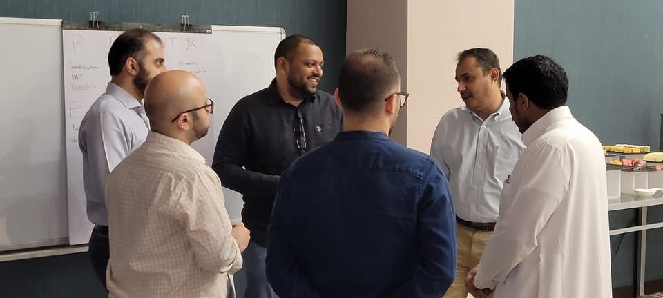 mindgapconsult's tweet photo. Such a privilege to train young &amp; hungry Leaders in this Saudi Arabin culture this week. 22 leaders from 9 countries: A wonderful melting pot of culture!

Discussing all things Strategy, Leadership, Emotional Intelligence, Teams, Motivation, Culture and more... https://t.co/cdQUyzKUZe