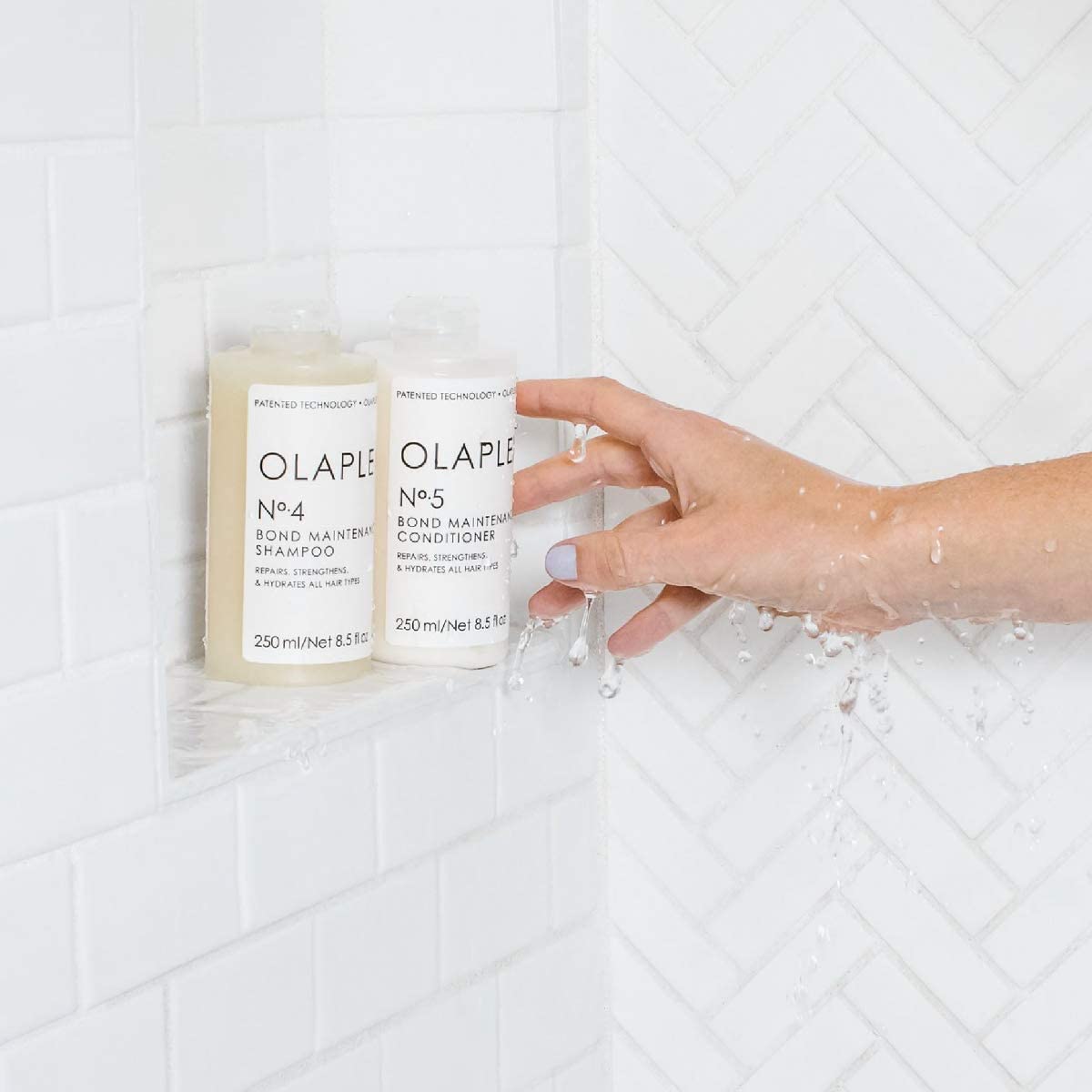 MdSorifuldms12's tweet photo. Olaplex No. 4 Bond Maintenance Shampoo
More Info: https://t.co/xA9KH7mx5I
#olaplex #bondmaintenance #shampoo #haircare #hairrepair #damagedhair #healthyhair #sulfatefree #colorsafe #vegan #crueltyfree #beauty #hairtreatment #hairproducts https://t.co/DOAibX7eqL
