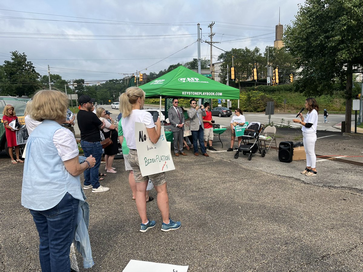 AFPPennsylvania's tweet photo. We got a TON of awesome media coverage📸yesterday during the PIP Rally Protest in Pittsburgh! One source includes @thecentersquare! Check out the article below! 
https://t.co/sYWrxZR0Ul

#lowerinflation #ProsperityIsPossible #reignitetheamericandream #AmericansForProsperity https://t.co/WFQRvBHlDO