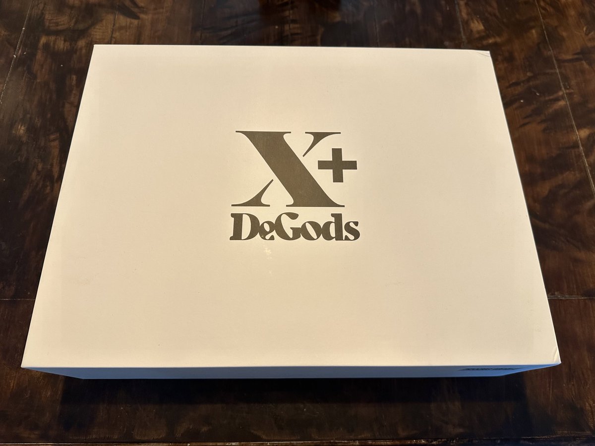 _TrendyTech's tweet photo. NOW THIS! Is the kind of unboxing experience you expect from a serious brand. Fucking well done, @XDeGods https://t.co/RFCJmuBbWu