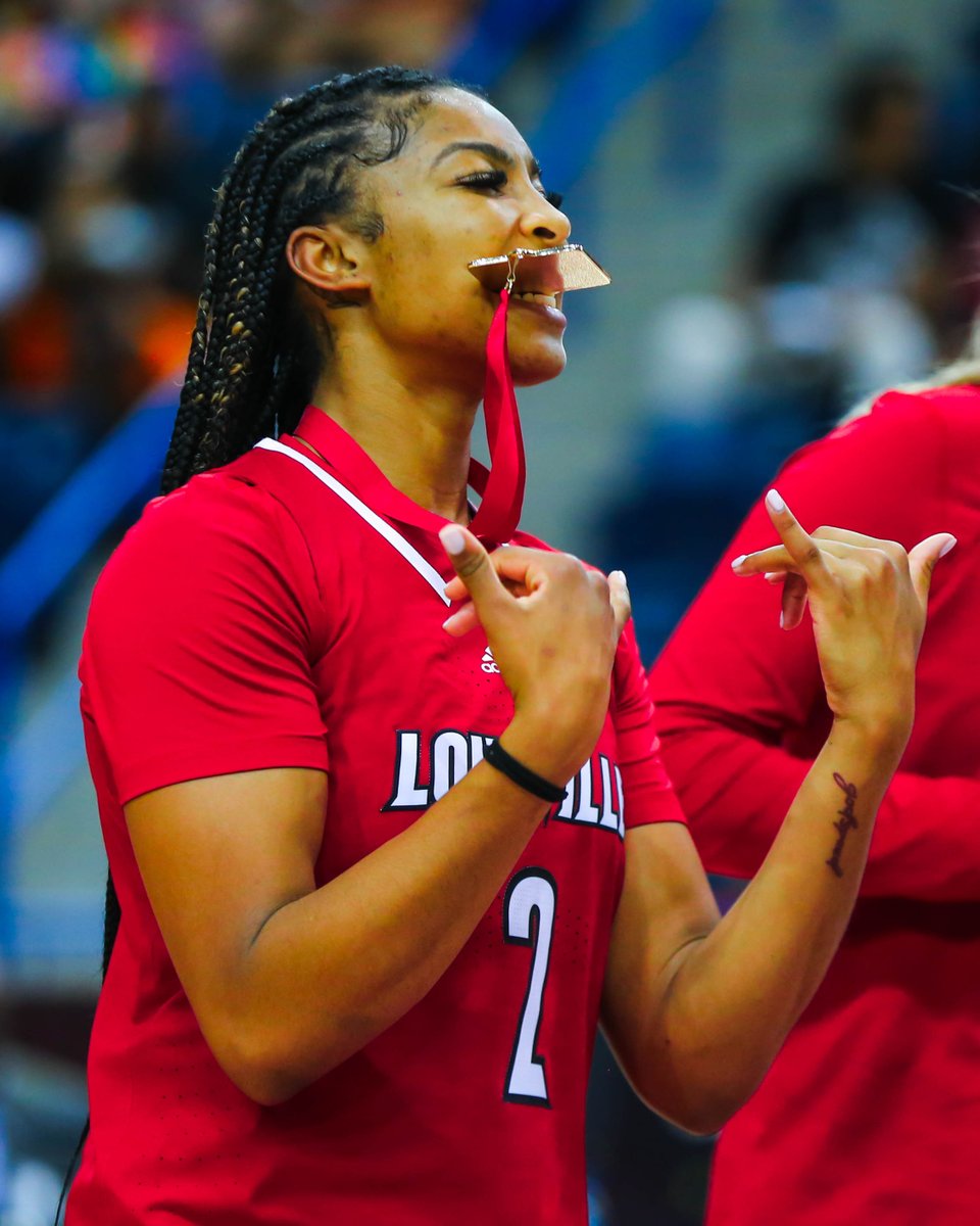 LouisvilleWBB tweet picture